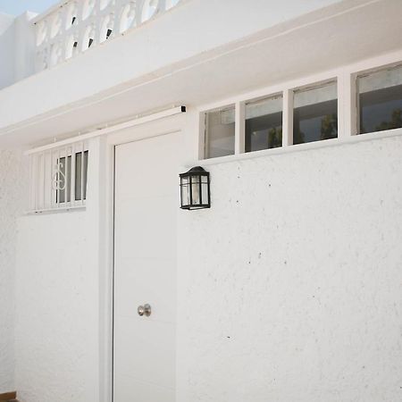 Bungalow Con Encanto Y Vistas Al Mar Винарос Экстерьер фото