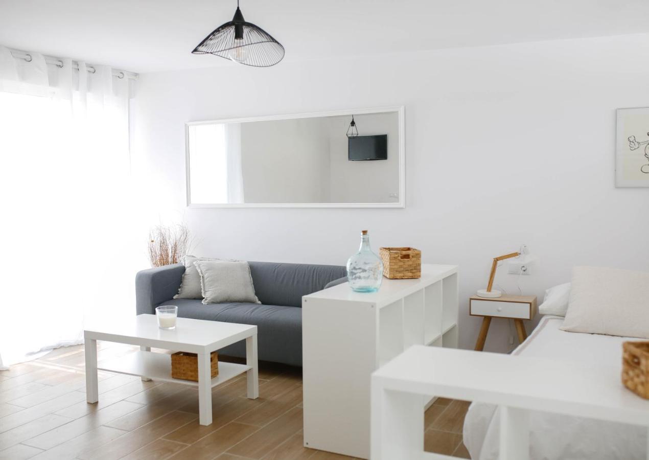 Bungalow Con Encanto Y Vistas Al Mar Винарос Экстерьер фото